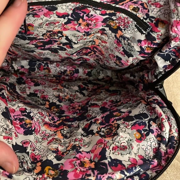 Vera Bradley Ultralight Compact Backpack NWT - Picture 13 of 15